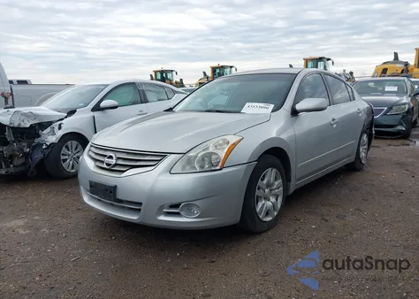 2010 Nissan Altima 2.5 z USA, uszkodzony, nr VIN 1N4AL2AP1AN427670